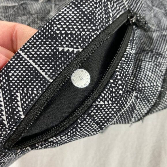 Lululemon Tight Stuff Tight II (25") B&W Print - Picture 6 of 8